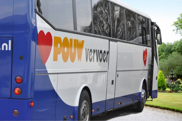 Pouw trouwbus Klein min